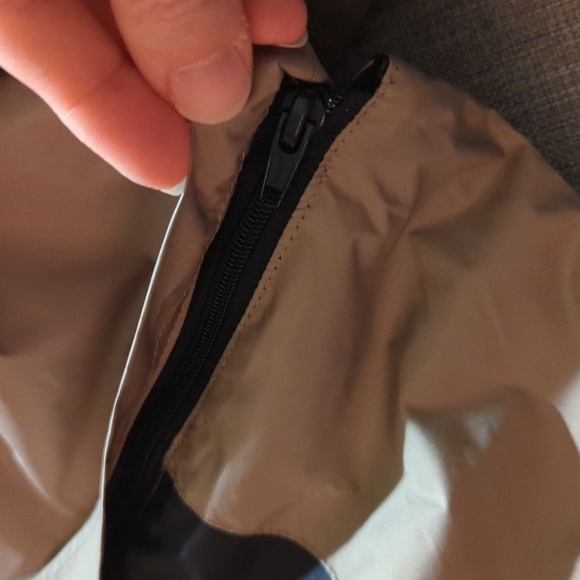 Storm Creek Go Hawks #12 1/4 Zip Wind Shirt w Zip Off Sleeves Tan Black NWT - Picture 12 of 14